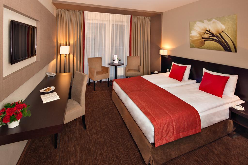 Z-Hotel Business & Spa Otwock Oda fotoğraf