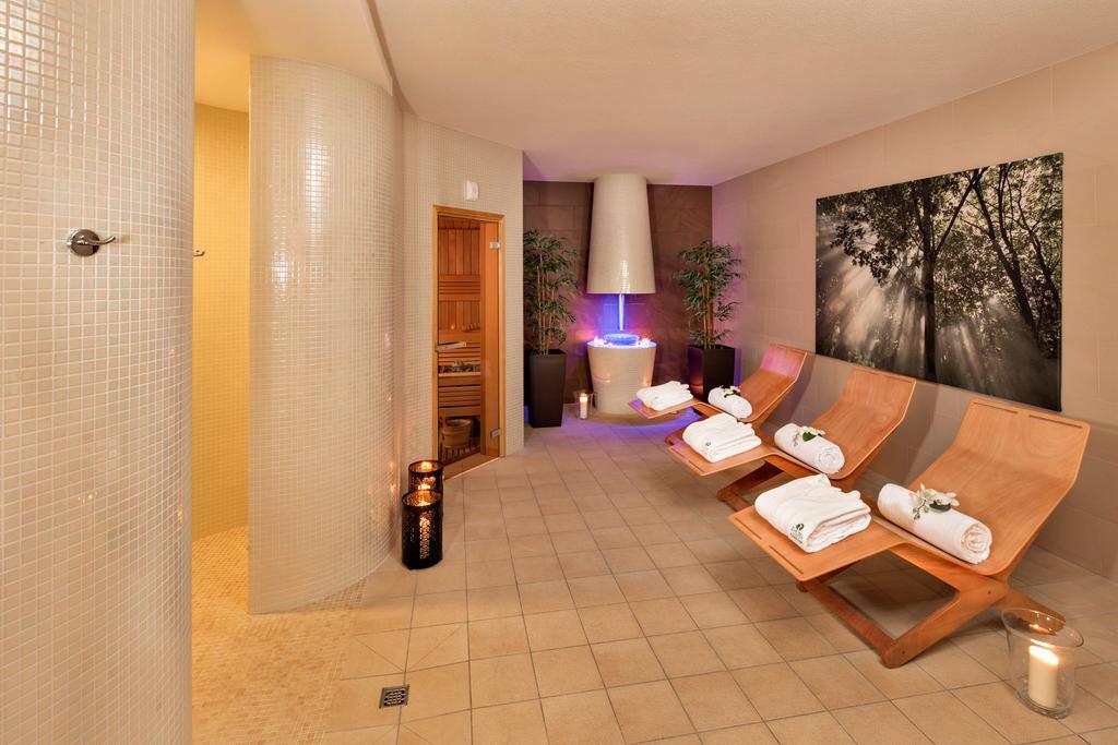 Z-Hotel Business & Spa Otwock Dış mekan fotoğraf