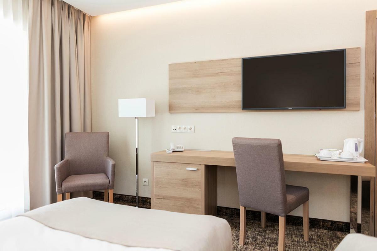 Z-Hotel Business & Spa Otwock Dış mekan fotoğraf